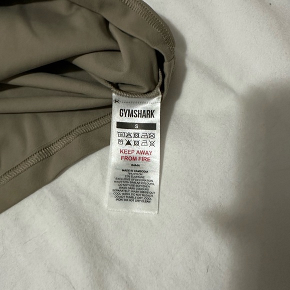 GYMSHARK x WHITNEY SIMMONS Short Sleeve Crop Top - Picture 3 of 3